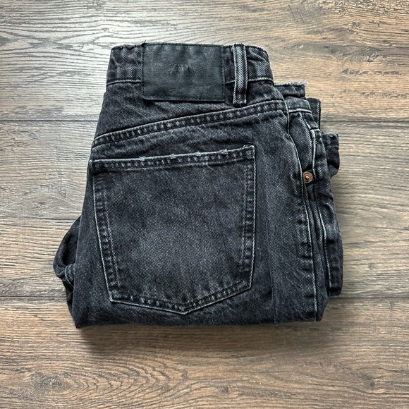 Black Zara straight leg jeans #straightlegjeans - Picture 5 of 5